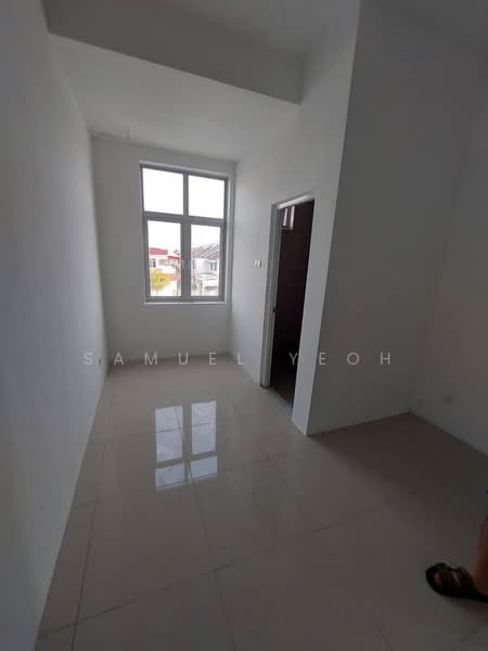 Rumah Teres 3 Tingkat untuk Dijual di Kampung Simpah (Butterworth) - Samuel Yeoh - Interior - PropertyGuru.com.my