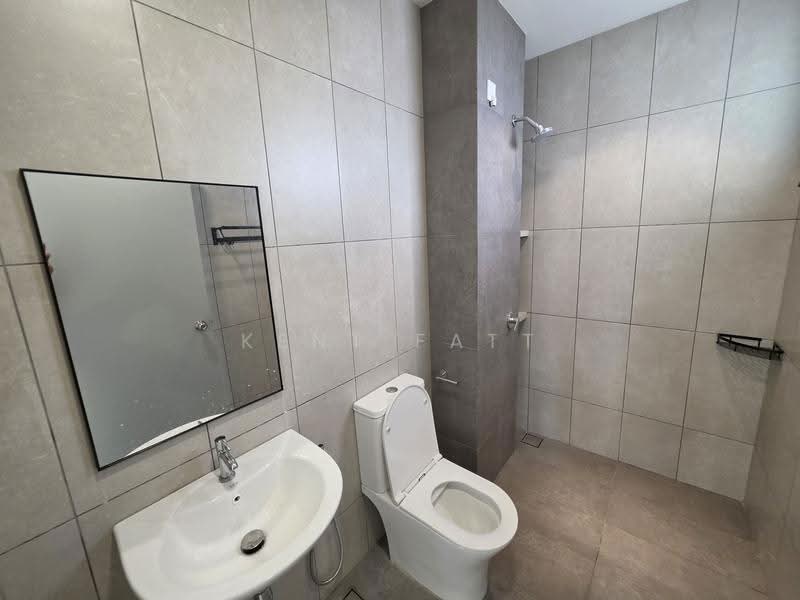 2-storey Terraced House for Rent in Bandar Gamuda Cove (Dengkil) - Kent Fatt - Bathroom - PropertyGuru.com.my