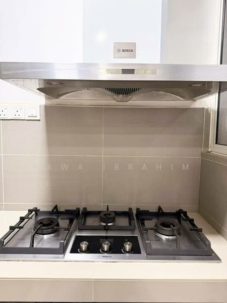 Kondominium untuk Disewa di Dwiputra Residences - Hawa Ibrahim - Kitchen - PropertyGuru.com.my