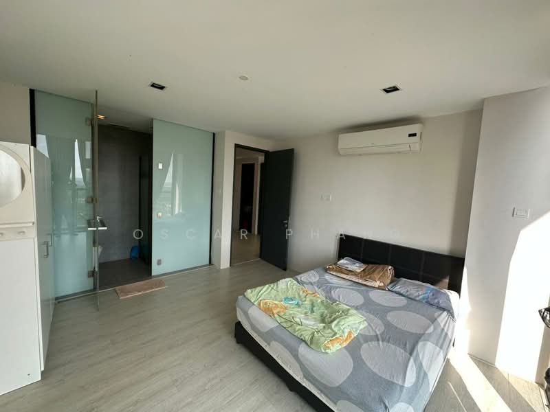 Kediaman Servis untuk Disewa di The Square @ One City - Oscar Phang - Bedroom - PropertyGuru.com.my
