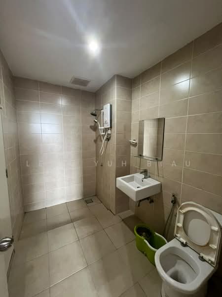 Service Residence for Rent at i-Residence @ i-City - Leow Yuh Biau - Bathroom - PropertyGuru.com.my