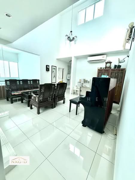 Rumah Berkembar untuk Dijual di Setia Damai (Setia Alam) - Jennie Chew - Living Room - PropertyGuru.com.my