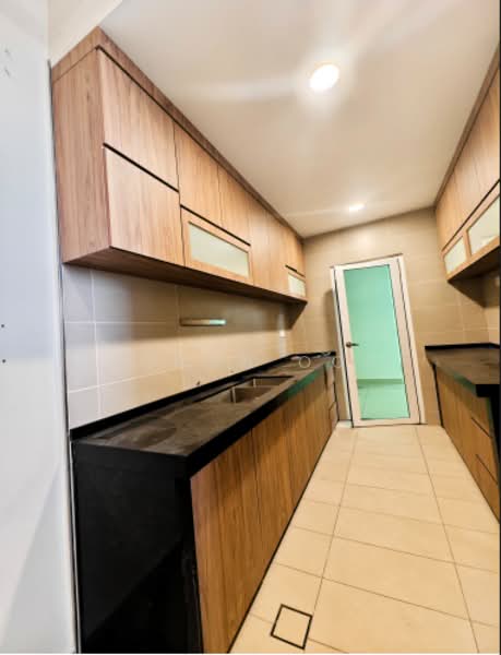 Kondominium untuk Dijual di Setia Pinnacle - Simon Ooi - Kitchen - PropertyGuru.com.my