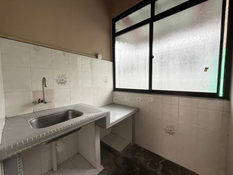 Rumah Flat untuk Disewa di Taman Terubong Jaya - Jen Choo - Kitchen - PropertyGuru.com.my