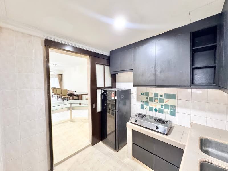 Condominium for Sale at D'Melor Condominium - Azli Ibrahim - Kitchen - PropertyGuru.com.my
