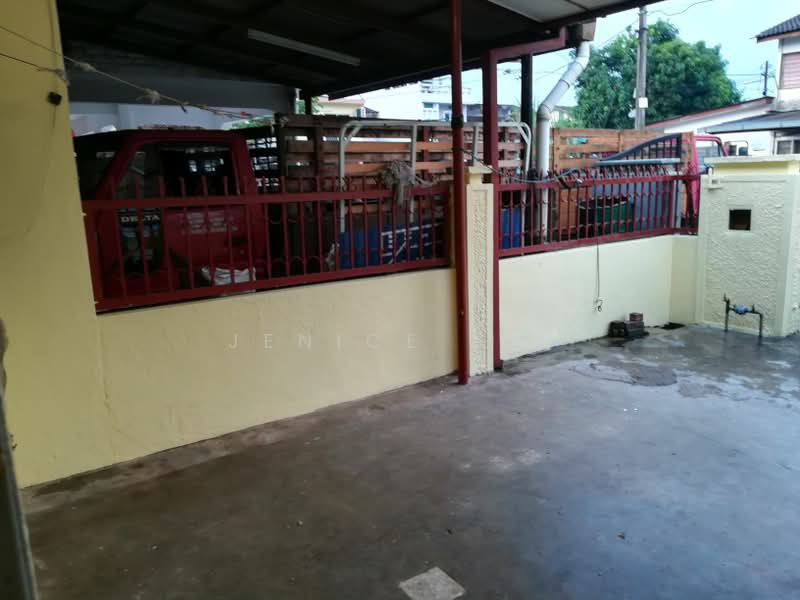 Rumah Teres untuk Dijual di Taman Seraya (Ampang) - Jenice Lee - Exterior - PropertyGuru.com.my