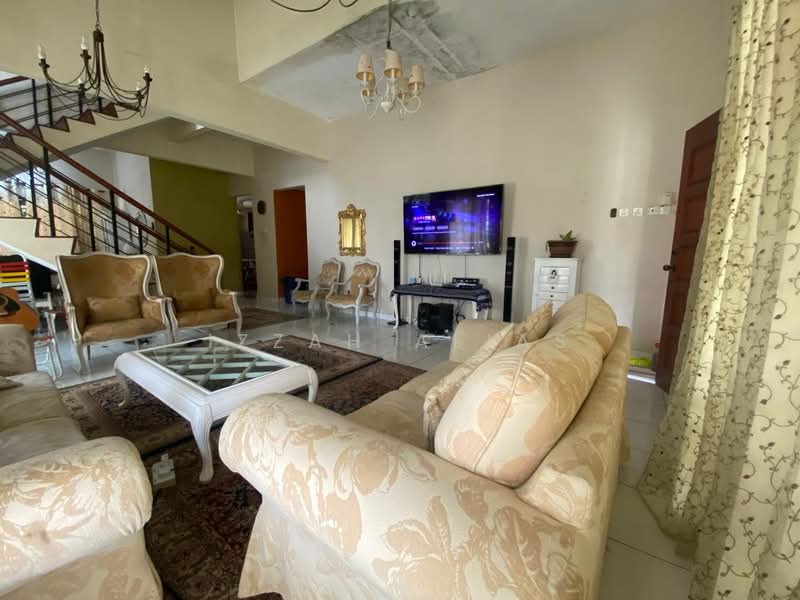 Semi-Detached House for Sale in Bandar Tasik Kesuma (Beranang) - Izzah Alias - Living Room - PropertyGuru.com.my