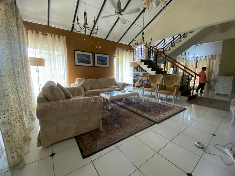 Semi-Detached House for Sale in Bandar Tasik Kesuma (Beranang) - Izzah Alias - Living Room - PropertyGuru.com.my