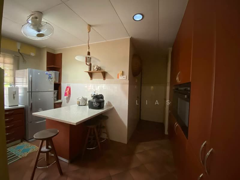 Semi-Detached House for Sale in Bandar Tasik Kesuma (Beranang) - Izzah Alias - Kitchen - PropertyGuru.com.my