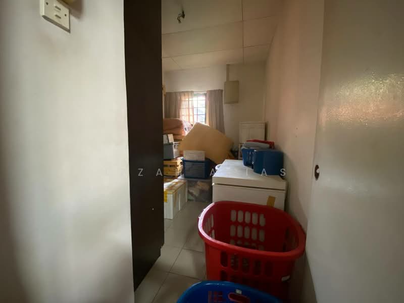 Semi-Detached House for Sale in Bandar Tasik Kesuma (Beranang) - Izzah Alias - Interior - PropertyGuru.com.my