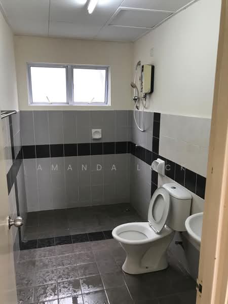 Service Residence for Sale at Koi Kinrara - Amanda Lock - Bathroom - PropertyGuru.com.my