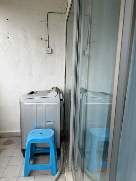 Kondominium untuk Disewa di Magna Ville - Raymond Ho - Balcony - PropertyGuru.com.my