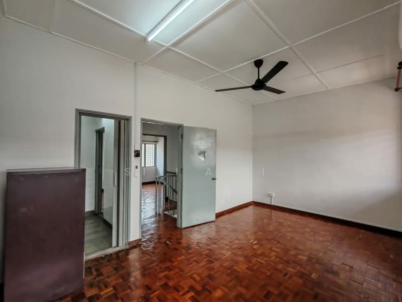 Rumah Teres 2 Tingkat untuk Dijual di Taman Universiti Indah (Seri Kembangan) - Siti Asni - Interior - PropertyGuru.com.my