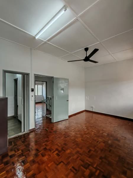 Rumah Teres 2 Tingkat untuk Dijual di Taman Universiti Indah (Seri Kembangan) - Siti Asni - Interior - PropertyGuru.com.my
