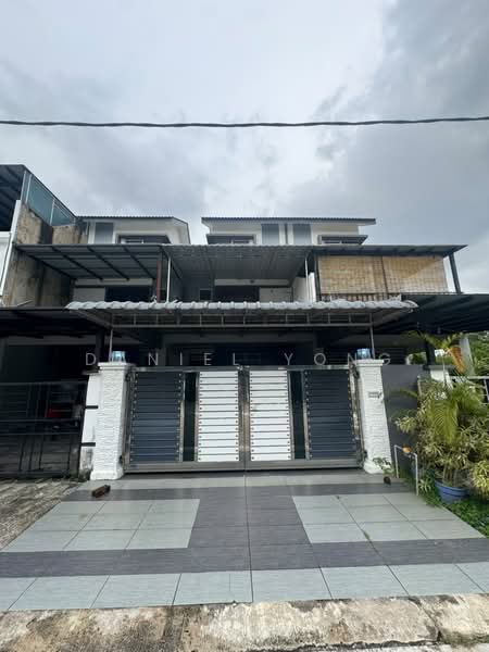 Rumah Teres 2.5 Tingkat untuk Dijual di Taman Scientex Pasir Gudang (Pasir Gudang) - Daniel Yong - Exterior - PropertyGuru.com.my