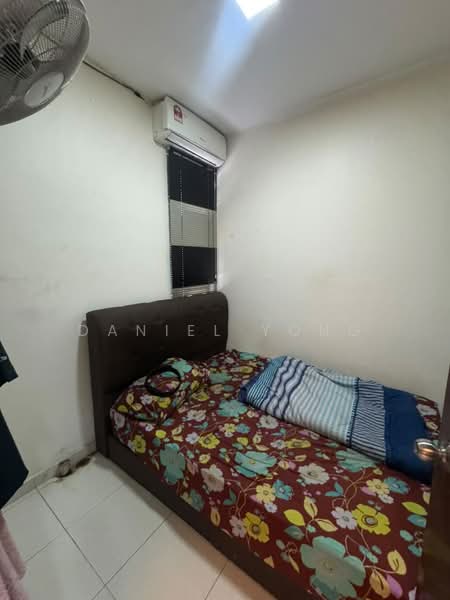 Rumah Teres 2.5 Tingkat untuk Dijual di Taman Scientex Pasir Gudang (Pasir Gudang) - Daniel Yong - Bedroom - PropertyGuru.com.my