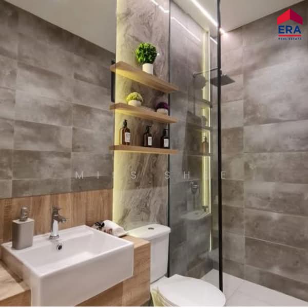 Tanah Kediaman untuk Dijual di Johor Bahru (Johor) - Miss Shee - Bathroom - PropertyGuru.com.my