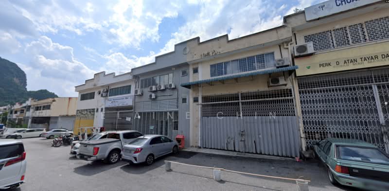 Factory for Rent in Taman Industri Bolton (Batu Caves) - Elaine Chin - Exterior - PropertyGuru.com.my