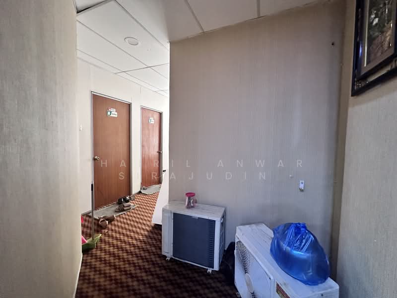 Kedai / Pejabat untuk Disewa di Bangsar Utama (Bangsar) - Khairil Anwar Sirajudin - Corridor - PropertyGuru.com.my