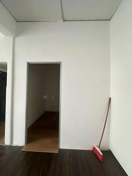 Office for Rent in Taman Puncak Jalil (Seri Kembangan) - HL Lau - Interior - PropertyGuru.com.my