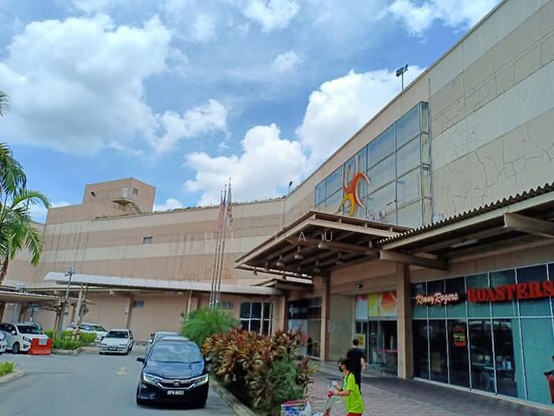 Office for Rent in Taman Puncak Jalil (Seri Kembangan) - HL Lau - Exterior - PropertyGuru.com.my