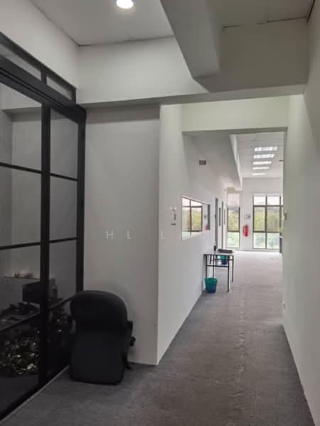 Office for Sale in Cyberjaya (Selangor) - HL Lau - Corridor - PropertyGuru.com.my