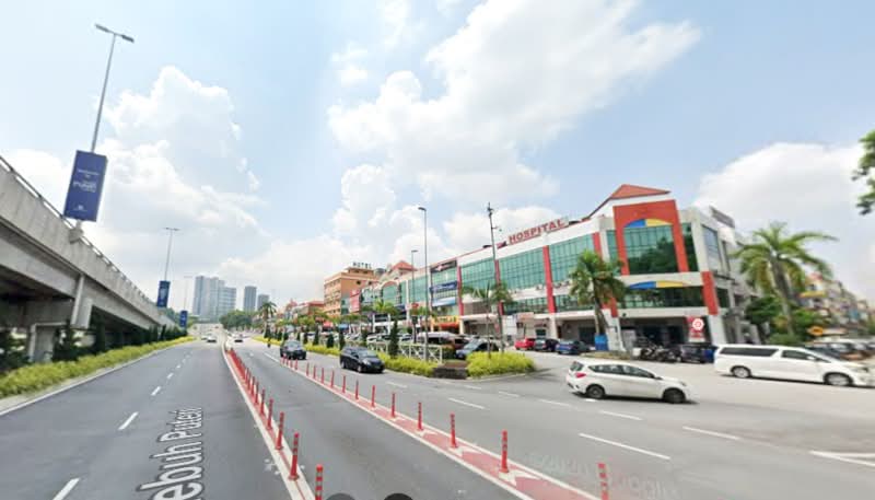 Shop for Rent in Bandar Puteri Puchong (Puchong) - HL Lau - Exterior - PropertyGuru.com.my
