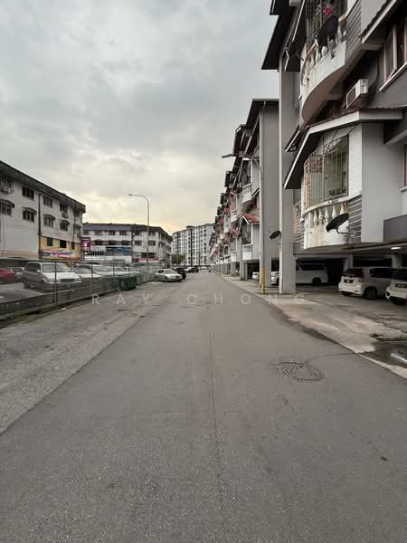 Pangsapuri untuk Dijual di Pandan Terrace Apartment - Ray Chong - Exterior - PropertyGuru.com.my
