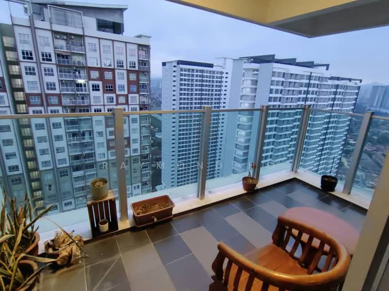 Servis Apartment untuk Disewa di Maxim Citylights - Raymond Ho - Balcony - PropertyGuru.com.my