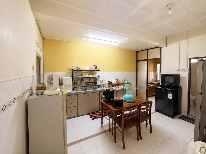 Rumah Teres 1 Tingkat untuk Dijual di Taman Desa (Kulai) - Sufi Norman - Kitchen - PropertyGuru.com.my