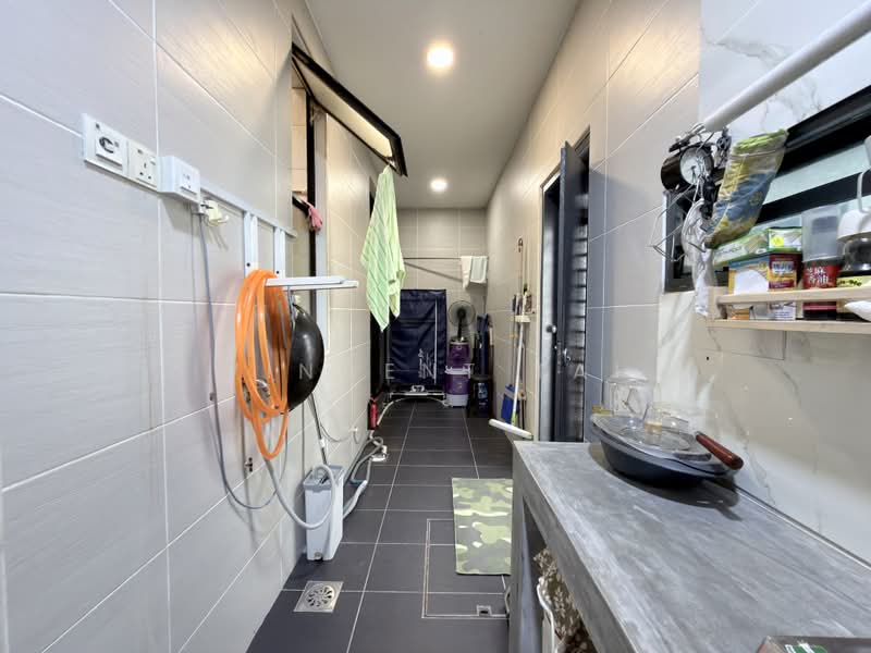 2-storey Terraced House for Sale in Taman Harmoni (Kajang) - Vincent Tai - Corridor - PropertyGuru.com.my