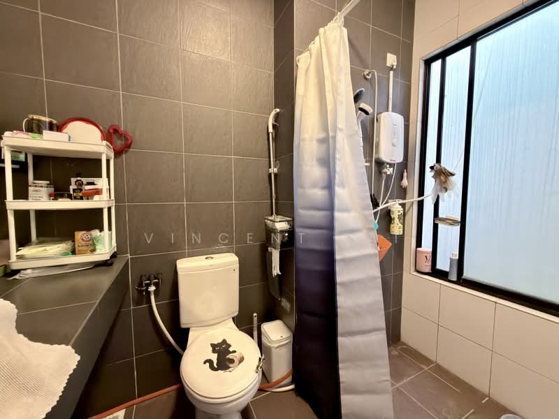2-storey Terraced House for Sale in Taman Harmoni (Kajang) - Vincent Tai - Bathroom - PropertyGuru.com.my