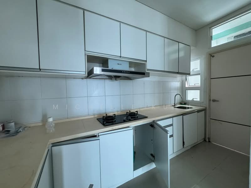 Servis Apartment untuk Disewa di One Medini - Michelle Kueh - Kitchen - PropertyGuru.com.my