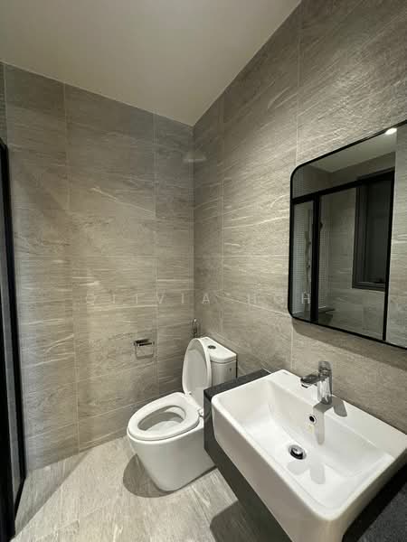 Service Residence for Rent at Edelweiss @ Tropicana Gardens - Olivia Hoh - Common bathroom - PropertyGuru.com.my