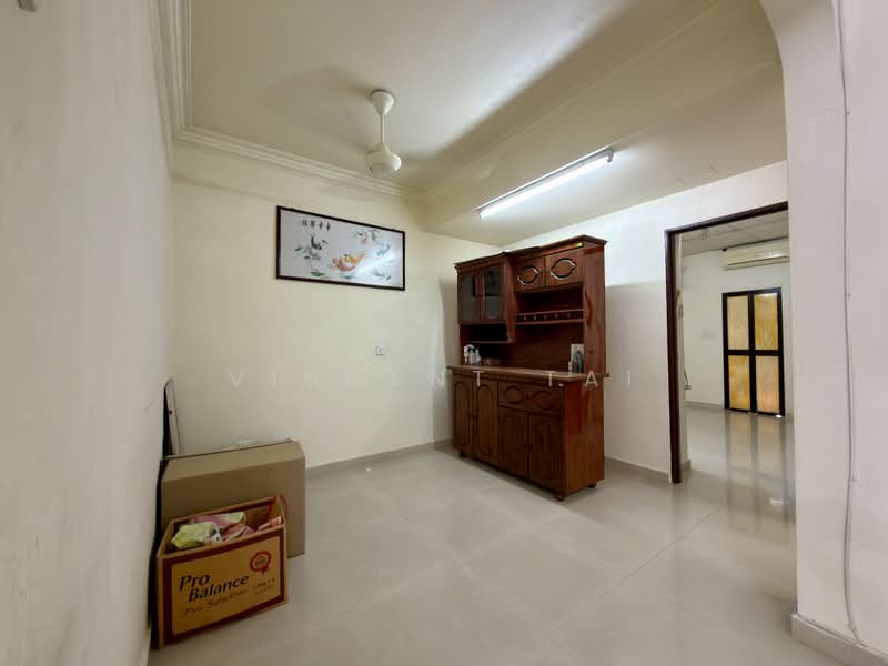 Rumah Teres 2 Tingkat untuk Dijual di Taman Bukit Panchor (Nibong Tebal) - Vincent Tai - Living Room - PropertyGuru.com.my