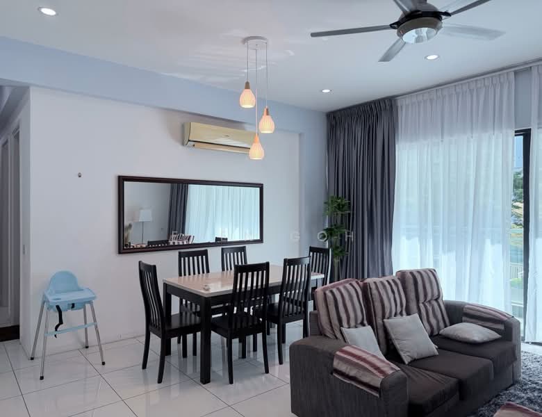 Kondominium untuk Dijual di The LIGHT COLLECTION I - Even Goh - Dining Room - PropertyGuru.com.my