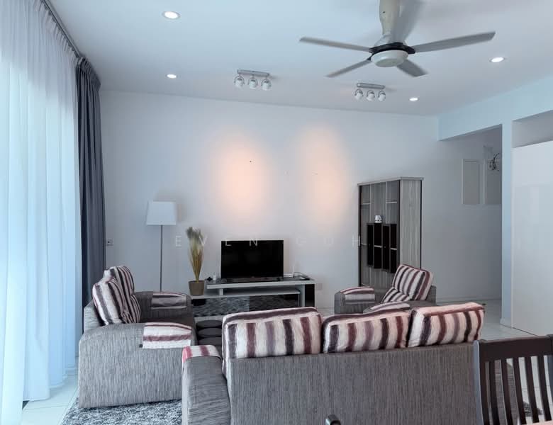 Kondominium untuk Dijual di The LIGHT COLLECTION I - Even Goh - Living Room - PropertyGuru.com.my