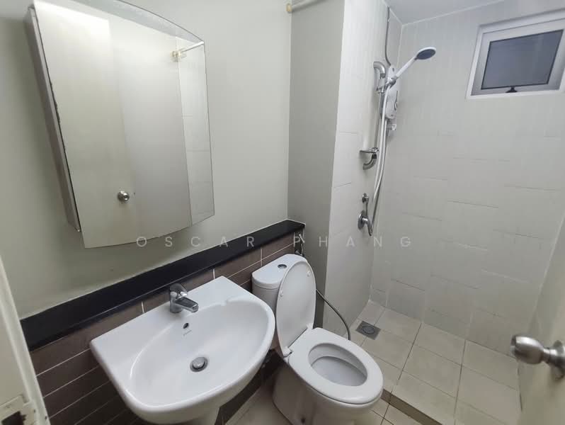 Kondominium untuk Disewa di The Saffron - Oscar Phang - Bathroom - PropertyGuru.com.my