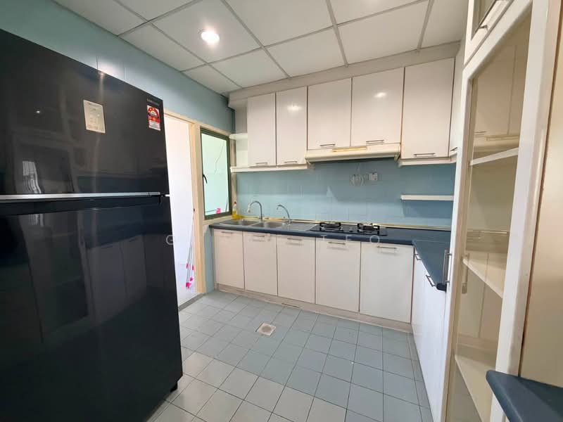 Kondominium untuk Dijual di The Peak Condominium - Grace Teo - Kitchen - PropertyGuru.com.my