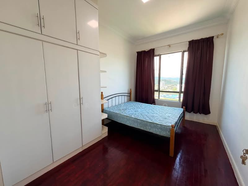 Kondominium untuk Dijual di The Peak Condominium - Grace Teo - Bedroom - PropertyGuru.com.my