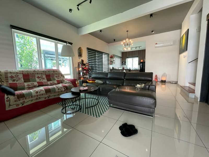 Semi-Detached House for Sale in Bandar Botanic (Klang) - Pepsi Ang - Living Room - PropertyGuru.com.my