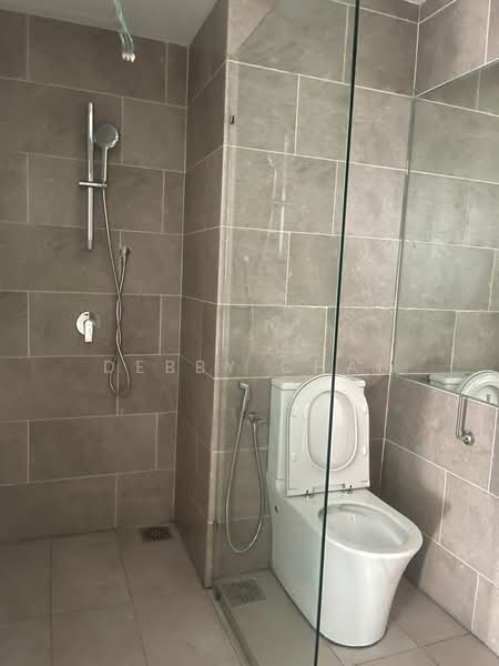 Servis Apartment untuk Dijual di Est8 - Debby Chai - Bathroom - PropertyGuru.com.my