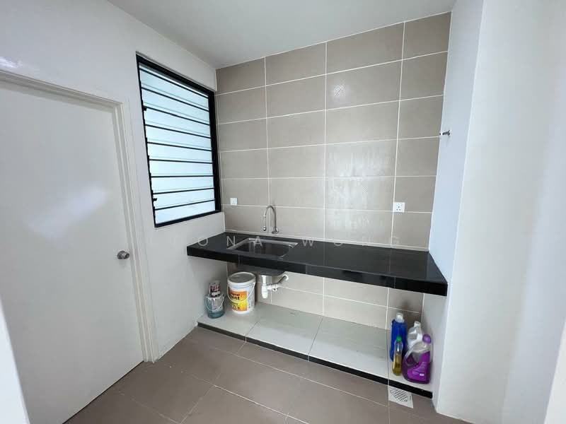 Condominium for Sale at Skyvilla @ D'Island - Leona Wong - Interior - PropertyGuru.com.my