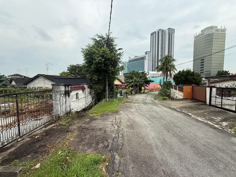 Tanah Kediaman untuk Dijual di Taman Melodies (Johor Bahru) - Herman Chen - Exterior - PropertyGuru.com.my