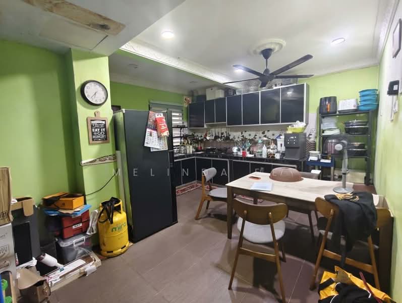 2-storey Terraced House for Sale in Taman Pulai Indah (Johor Bahru) - Melinda Ee - Kitchen - PropertyGuru.com.my