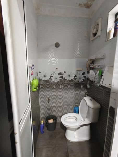 2-storey Terraced House for Sale in Taman Pulai Indah (Johor Bahru) - Melinda Ee - Bathroom - PropertyGuru.com.my