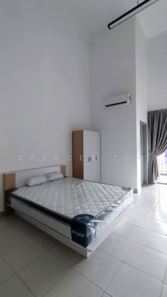 Servis Apartment untuk Dijual di The Netizen - Spencer Toh - Bedroom - PropertyGuru.com.my
