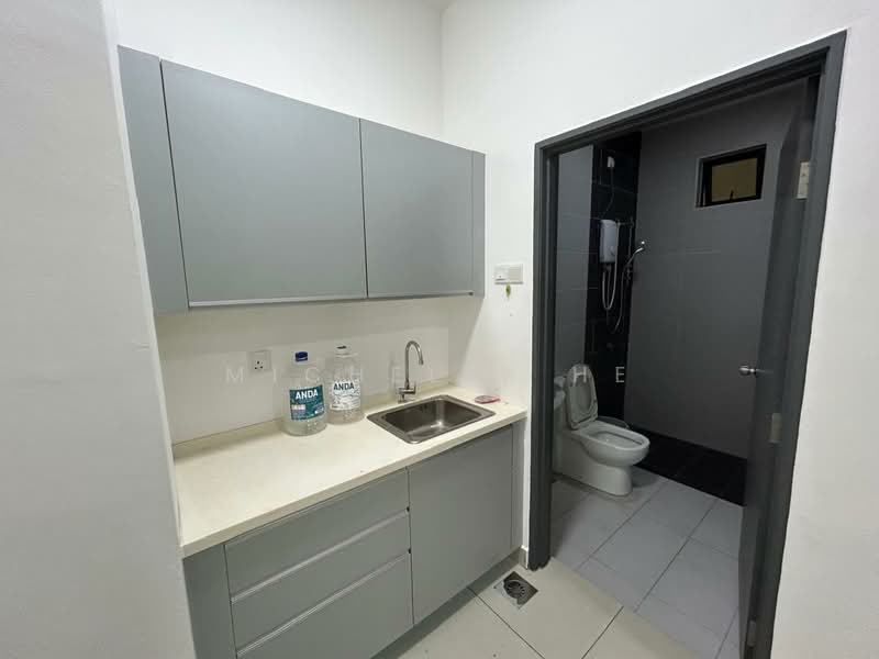 Kedai / Pejabat untuk Disewa di Taman Austin Perdana (Tebrau) - Michelle He - Bathroom - PropertyGuru.com.my