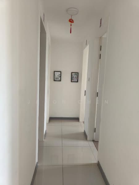Servis Apartment untuk Disewa di United Point (Residensi Berpadu) - Jason Chen - Corridor - PropertyGuru.com.my