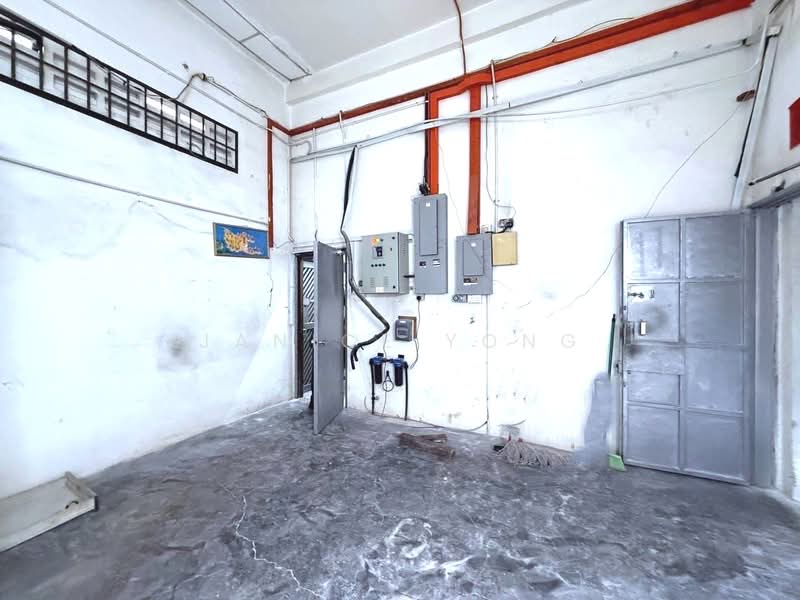 Terrace Factory for Sale in Bandar Baru Permas Jaya (Permas Jaya) - Janice Yong - Interior - PropertyGuru.com.my